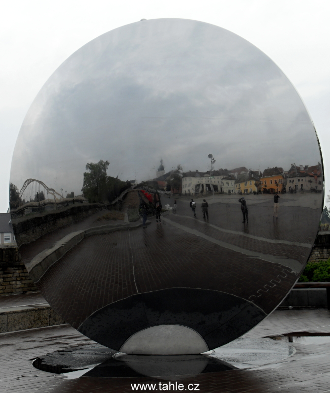 Bratislava a Győr