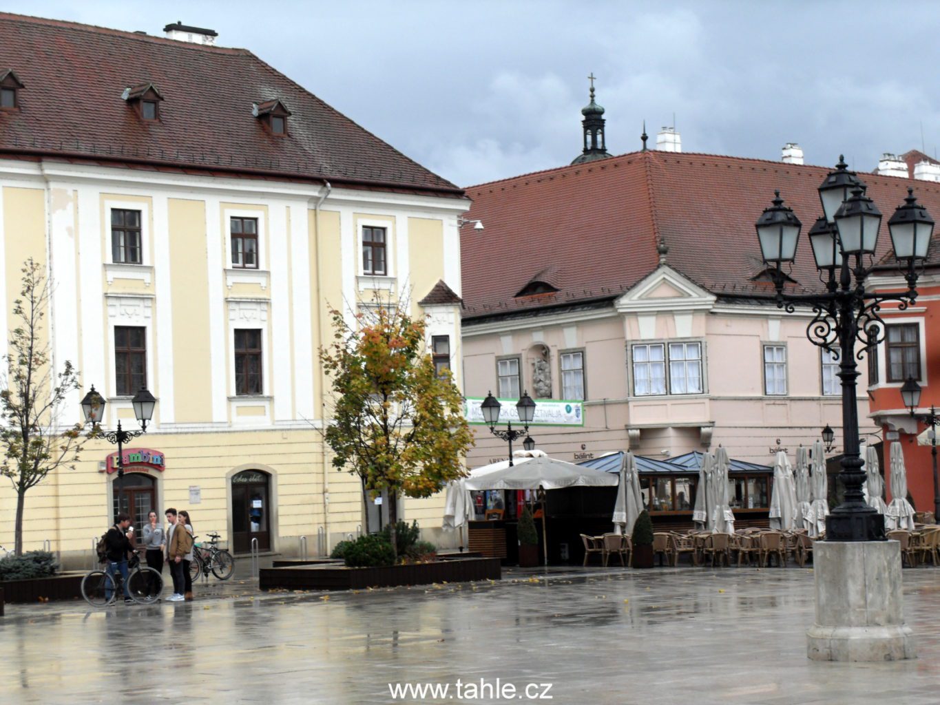 Bratislava a Győr