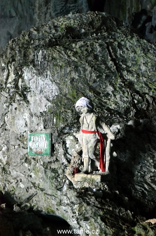 Wind Cave a Telaga Ai