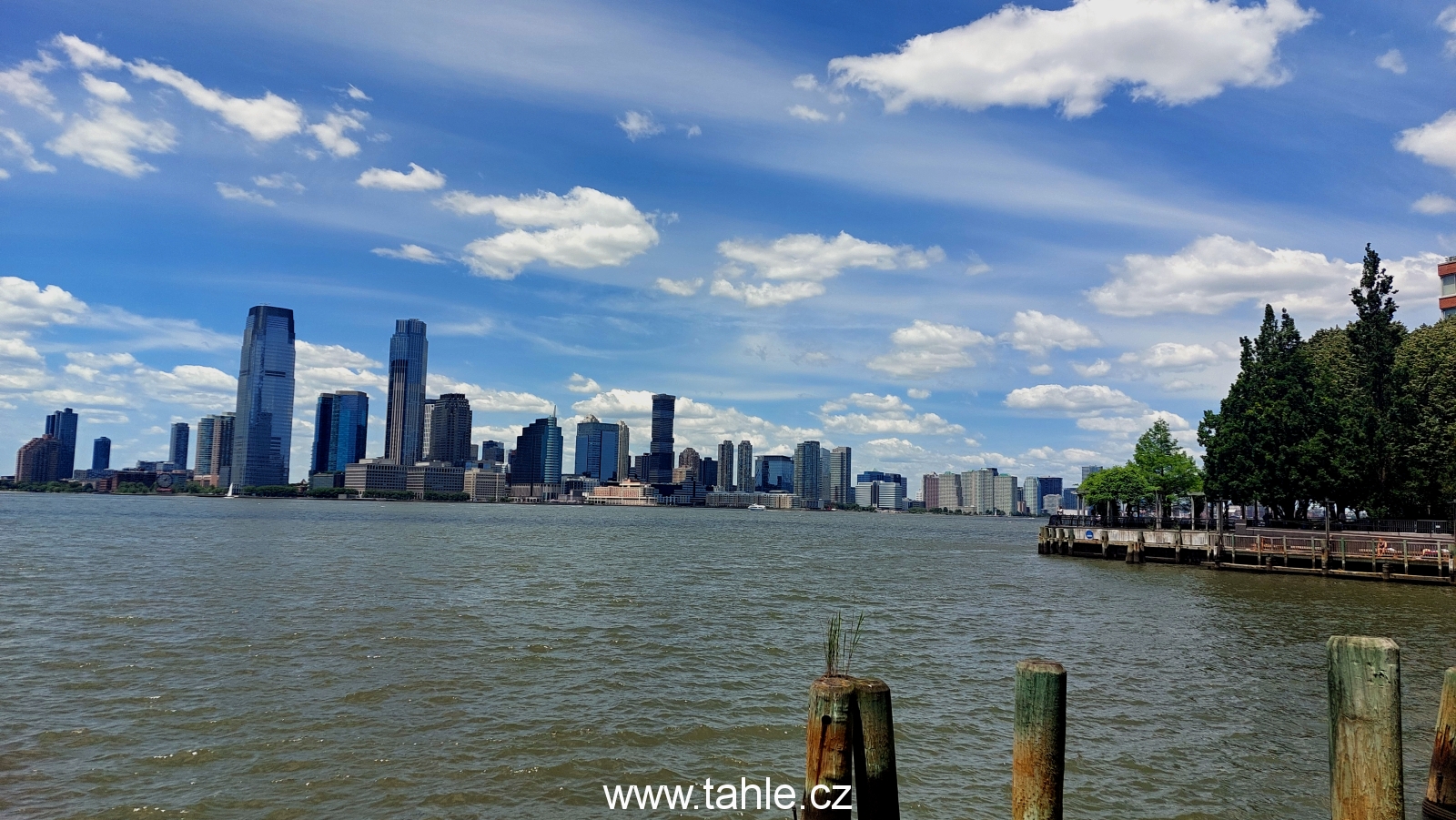 New York (East River)