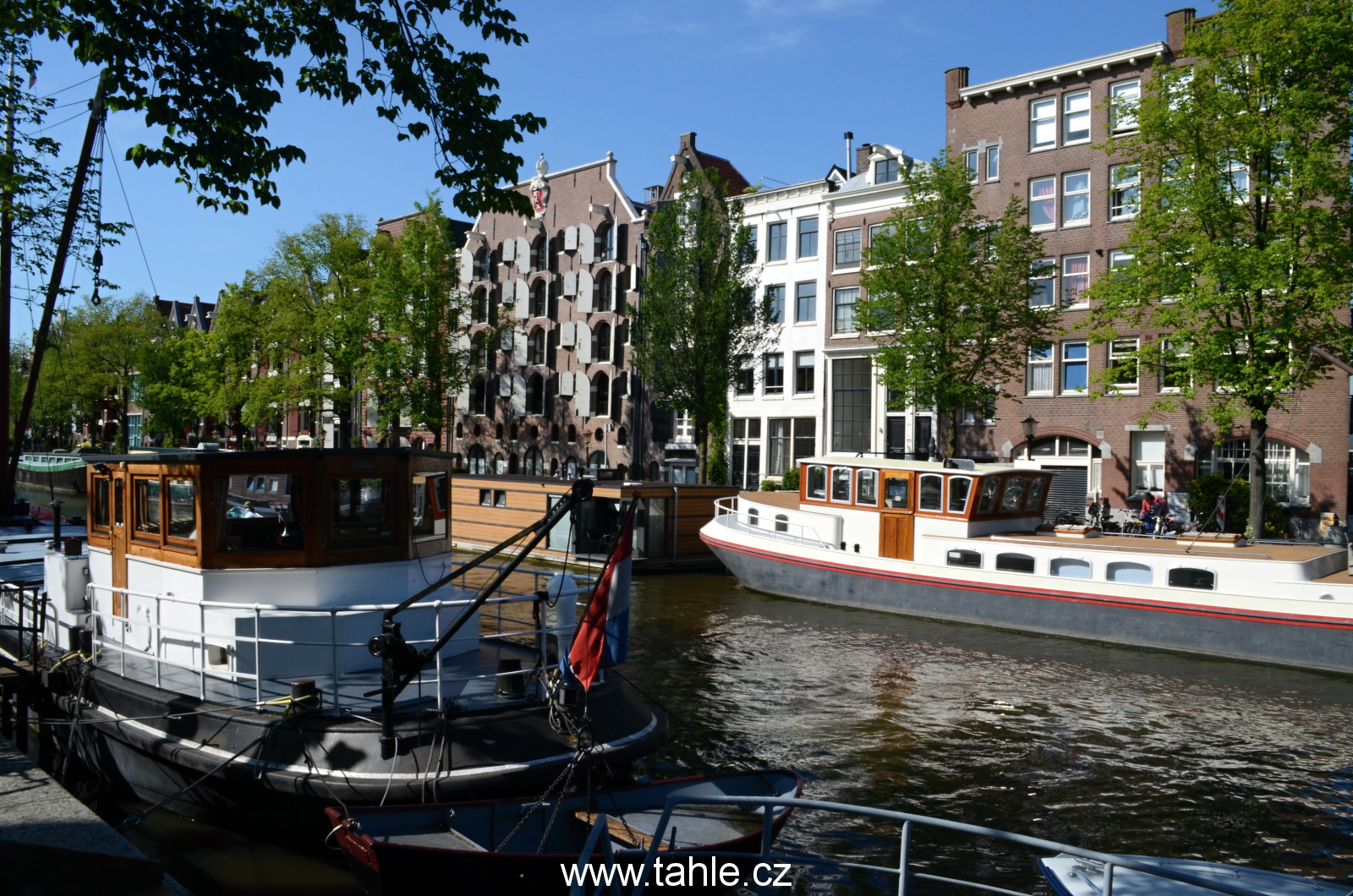 Amsterdam - kanály a květiny