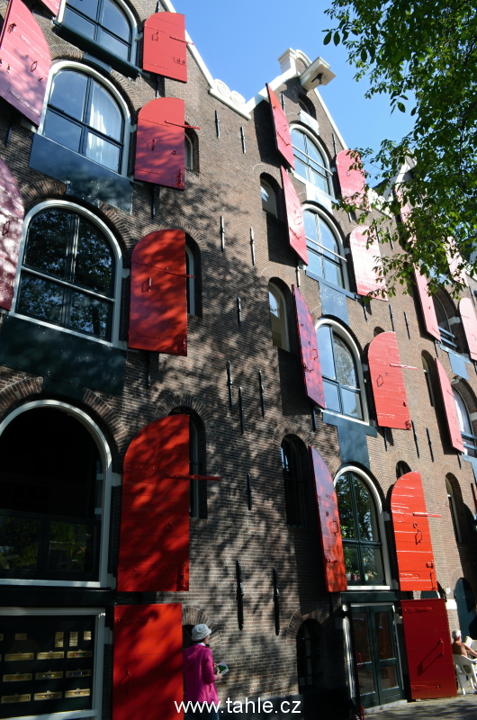 Amsterdam - kanály a květiny