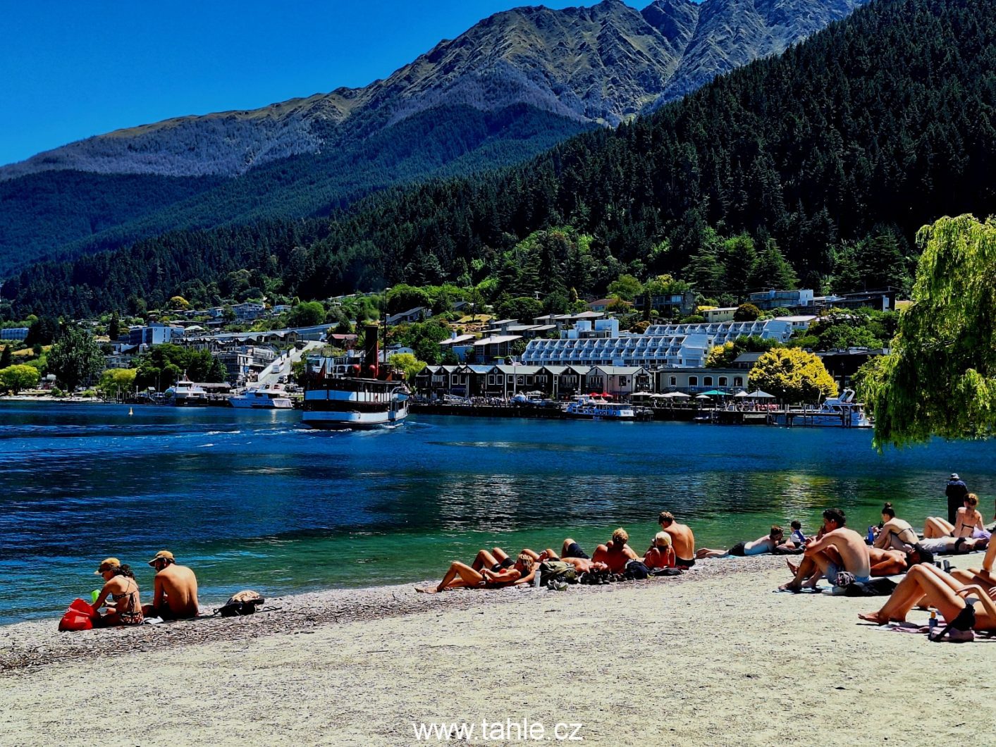 Te Anau